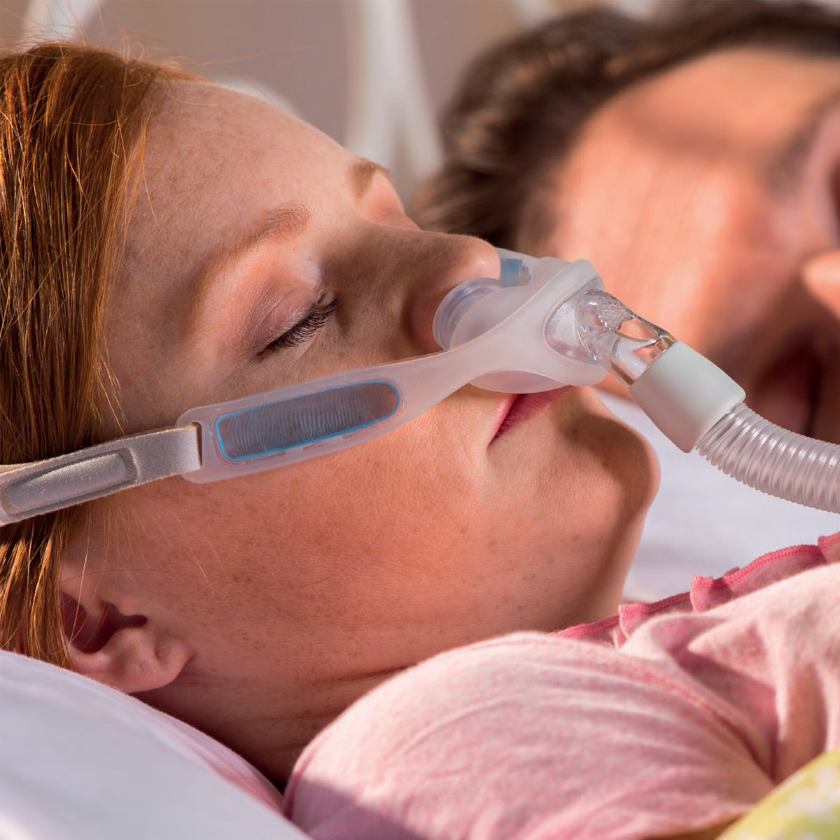 Nuance Pro Gel Nasal Pillows CPAP Mask FitPack with Headgear 缩略图 2